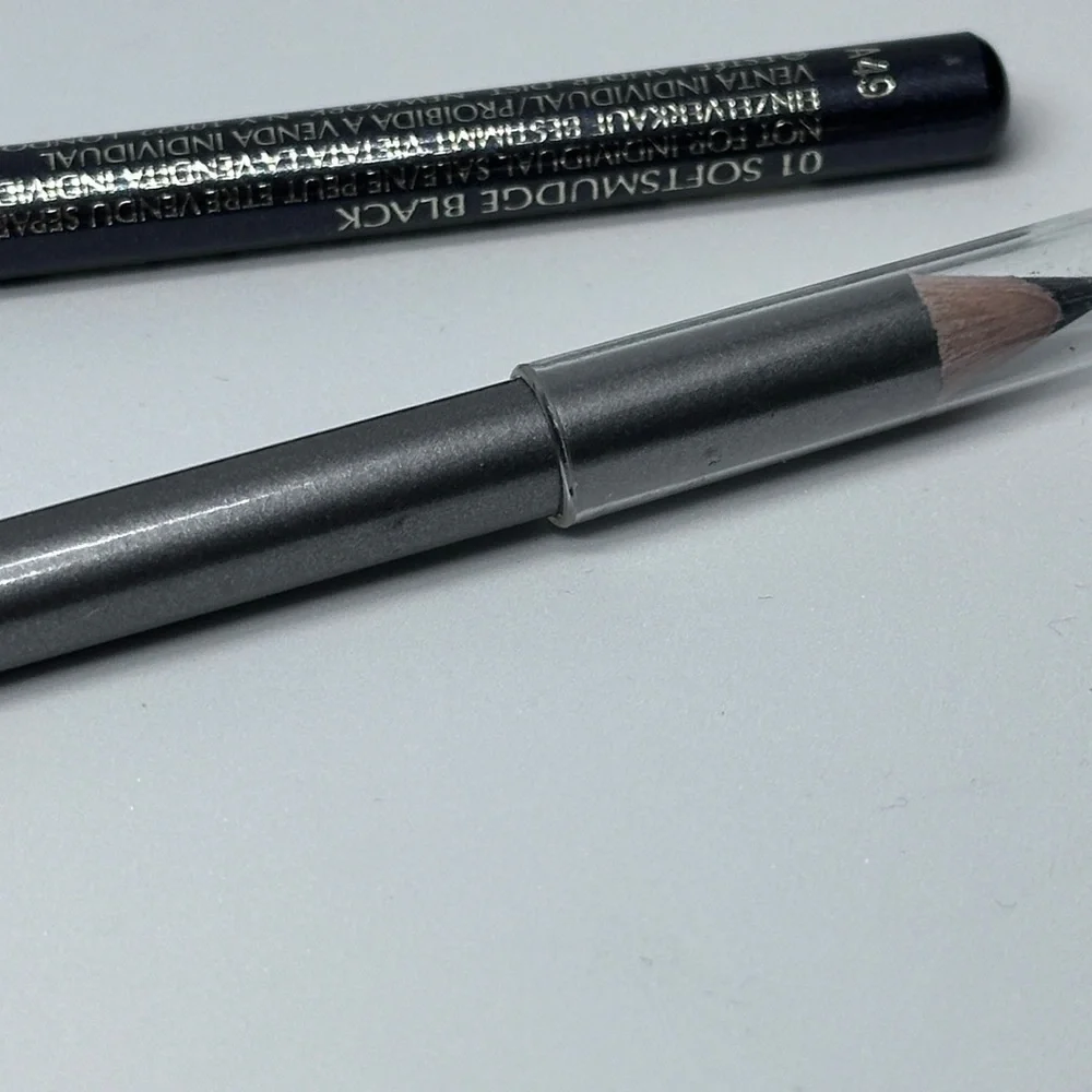 Estée Lauder Artist’s Eye Pencil - Black Smudge and Slate Writer (2)